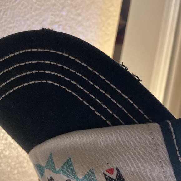 Billabong Tribal Style Baseball Cap - Picture 6 of 6